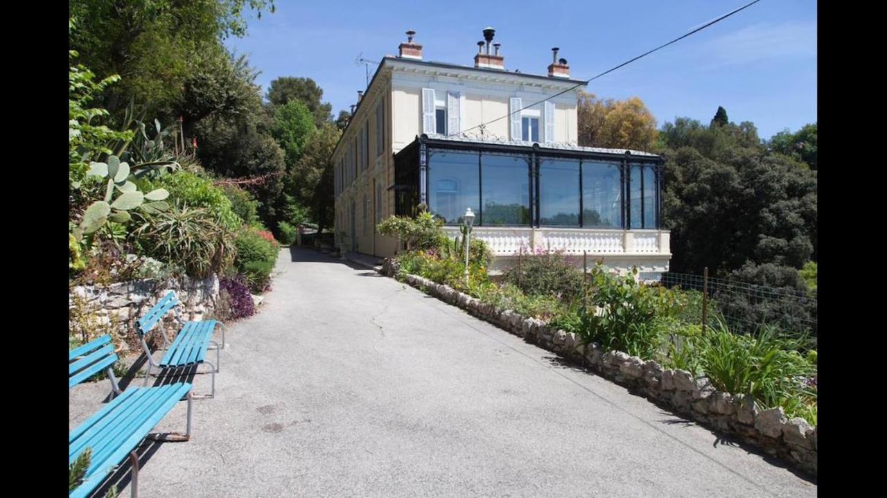 Villa Laetitia - Appt De Charme Avec Parking - Nice Nord Εξωτερικό φωτογραφία